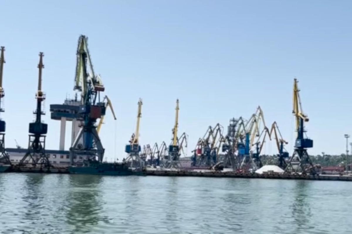 Из порта Мариуполя оккупанты завтра отправят украинскую сталь в Ростов-на-Дону, сообщил Петр Андрющенко / скриншот Из порта Мариуполя оккупанты завтра отправят украинскую сталь в Ростов-на-Дону, сообщил Петр Андрющенко / скриншот