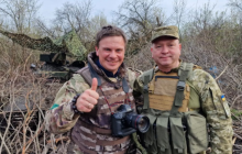 Ведущий "Мира наизнанку" Комаров рассказал, как прятался от российских авиабомб