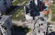 "Еда в обмен на трупы": в мэрии Мариуполя показали, как оккупанты вывозят тела погибших