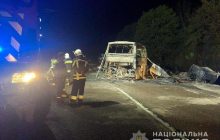 Масштабна ДТП з участю автобуса, легковика і бензовоза: кількість загиблих зросла до 26