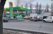 Не більше п'яти літрів на бак: що відбувається з українським ринком палива