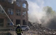 В результате удара по Константиновке погибли два человека, еще 9 пострадали (фото)