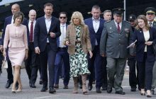 Перша леді США приїхала до України, щоб особисто поговорити з переселенцями