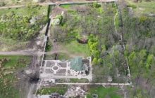 Нацгвардійці потужно вдарили по окупантах, які сховалися за житловим будинком (відео)