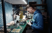"Ремонт iPhone військовим безкоштовно" - як підтримує наших захисників сервіс ICOOLA.UA