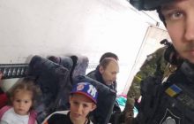 Россияне открыли огонь по эвакуационному авто с детьми возле Северодонецка