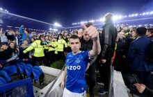 Фанаты были в экстазе: Эвертон с Миколенко совершил эпичный камбэк и сохранил прописку в АПЛ (видео)