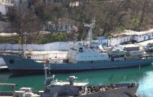 ВСУ могли затопить разведывательный корабль россиян во время боев за Змеиный