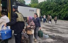 Из Белогоровки, Лисичанска и Северодонецка удалось эвакуировать 38 человек (фото)