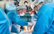 Врачи Львова совместно с известным профессором Монтгомери провели три пересадки почек (фото)