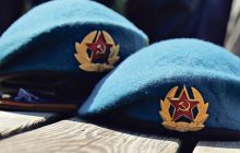 Жены псковских десантников устроили бунт из-за войны в Украине, но их никто не слышит (видео)