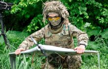 ЗСУ показали, як українська розвідниця з допомогою БПЛА вичисляє ворожі позиції (фото, відео)