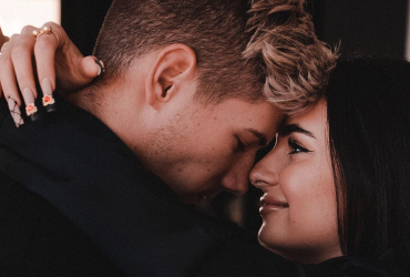 Нас не пускають в квартиру: Анну Трінчер вигнали з дому і кинули на круглу суму