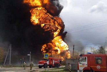 Під Нижнім Новгородом в РФ палає хімзавод (відео)