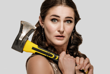 Зірка "Кварталу 95" потролила дружину Шарія у стилі Марченко