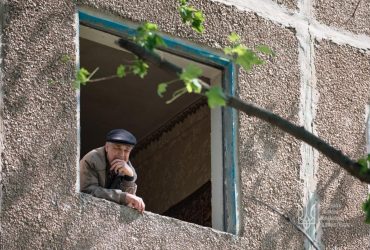 Ракетний обстріл Краматорська: ворог пошкодив 810 квартир у 32 багатоповерхівках (фото)