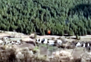 Артиллеристы из 79 бригады уничтожили машину с боекомплектом и блиндаж врага (видео)