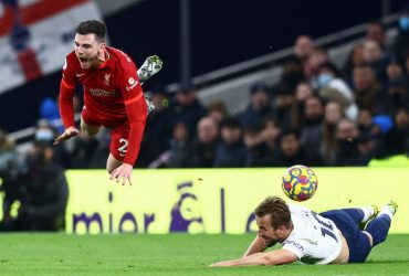 Тоттенхем відібрав очки у Ліверпуля і наблизив Ман Сіті до чемпіонства в АПЛ (відео)