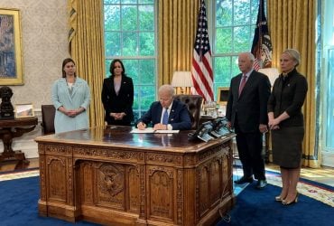 Байден підписав ленд-ліз для України (фото, відео)