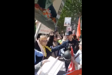 В Мадриде на акции Бессмертный полк напали на украинку (видео)