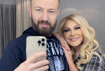 Денис Повалий открестился от мамы, которая плясала перед россиянами на День Победы