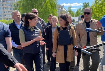 Міністр закордонних справ Німеччини прибула з неоголошеним візитом до України (фото)