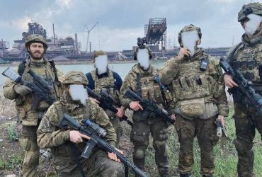 Дружина пораненого бійця на Азовсталі: Вони не здадуться в полон, бо росіяни їх вб'ють