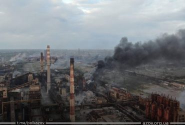 Украина пытается спасти из Азовстали 60 человек - Верещук