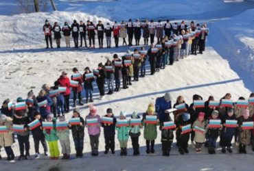 Половина россиян не против пропаганды о войне с Украиной в школах – социология