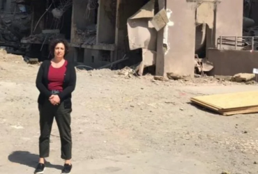 Посол Британії Сіммонс побувала в Ірпіні: Це історія жахливих руйнувань, завданих Росією (фото)