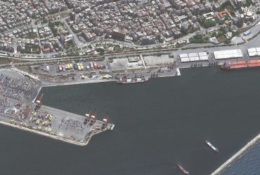 CNN ідентифікувало російське судно з краденим в Україні зерном: супутникові знімки