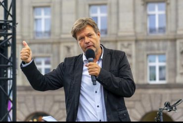 Україна повинна виграти війну і пройти повний шлях для вступу в ЄС - віце-канцлер ФРН