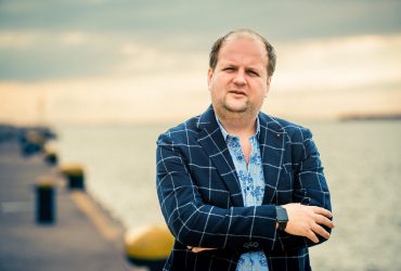 Віктор Бронюк про те, як вивозив сім'ю під час війни за кордон