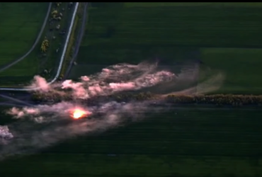 Украинские бойцы разгромили колонну вражеской техники (видео)