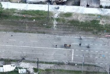 Евакуація з Азовсталі: з'явилося відео виходу українських воїнів