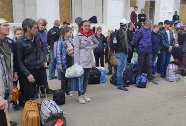 Оккупанты из Градов обстреляли автобус с эвакуированными из Северодонецка и Лисичанска (фото)