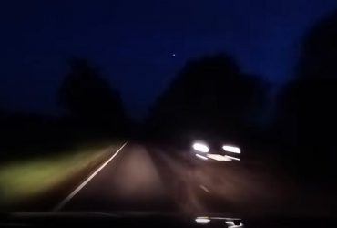 В небе над Европой заметили яркий метеор: момент попал на видео