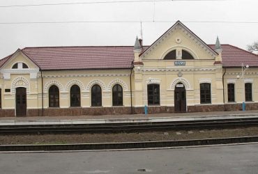 По вокзалу Малина Житомирской области россияне нанесли два ракетных удара