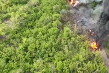 ВСУ уничтожили колонну российской морской пехоты на Луганщине (видео)