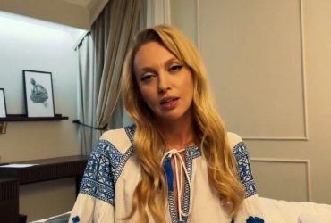 "Почему они нас убивают?": младшая дочь Поляковой довела маму до слез своим вопросом