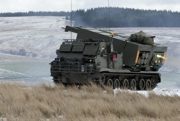 В Україну прибули перші системи MLRS M270 – Резніков