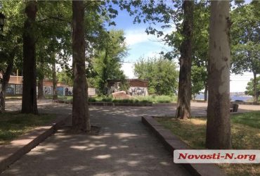 У Миколаєві зусиллями невідомих зник пам'ятник Пушкіну (фото)