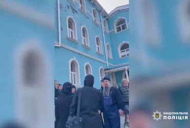 На Донеччині окупанти нанесли авіаудар по храму, де укривалися монахи та діти (відео)