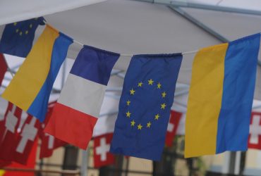 Крах Макрона послаблює Європу й Україну: аналіз Politico