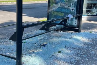 Россия утром обстреляла Харьков: снаряд попал возле остановки, есть раненый