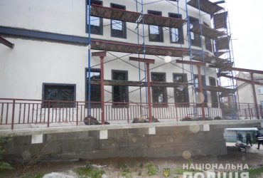 Житель Николаева на стройплощадке из ружья застрелил полицейского и ранил военного