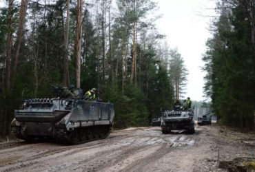 В Україну прибула частина військової допомоги від Литви: що ще чекають