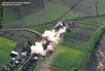 На Запорожье украинские артиллеристы уничтожили позиции россиян (видео)