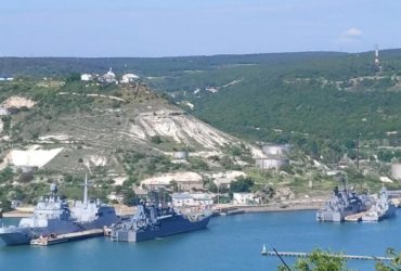 У Севастополі готують до відправки чотири кораблі Чорноморського флоту РФ (фото)