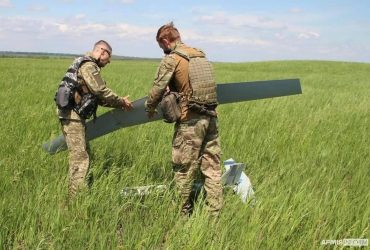 Українська аеророзвідка показала застосування американського БПЛА Puma поблизу Запоріжжя (фото, відео)